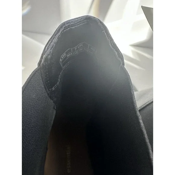 Amazon Essentials Black Ankle Boots Size 9 Women's Block Heel Chelsea Booties - Picture 5 of 7